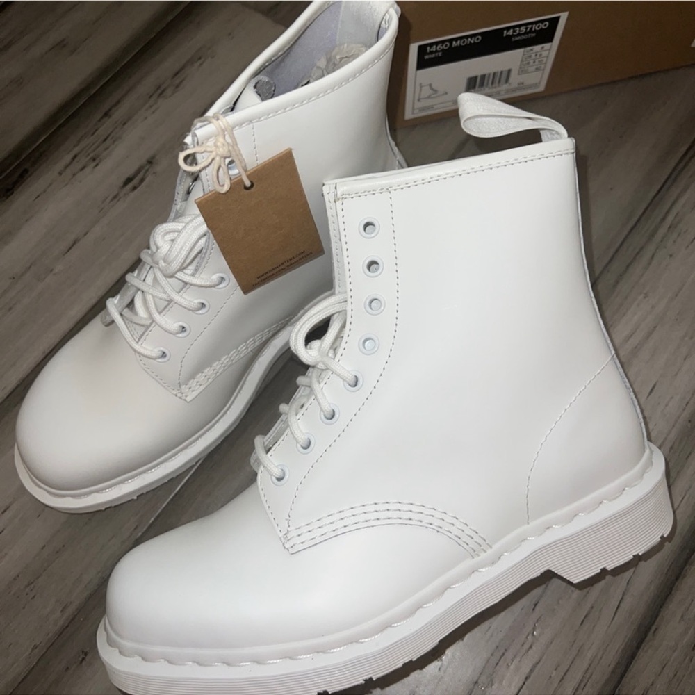 Dr. Martens Unisex-Adult 1460 Mono Smooth Leather 8 Eye Boot Combat NEW